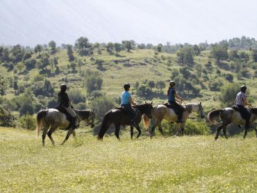 Ruitervakantie in Albanië met Trailfinders Ruitervakanties